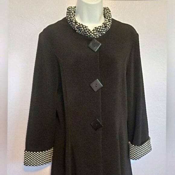 Yushi Sweater Coat - Picture 1 of 4
